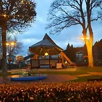 With Garden In Sankt Vith Сasa de vacaciones *