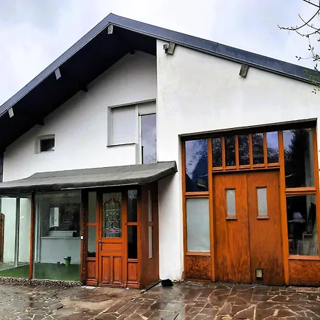 Дом отдыха With Garden In Sankt Vith